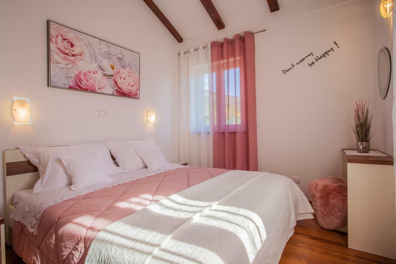 Apartman Madlen 茨雷斯 外观 照片