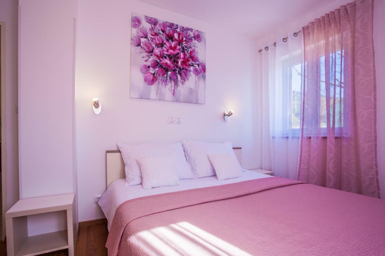 Apartman Madlen 茨雷斯 外观 照片